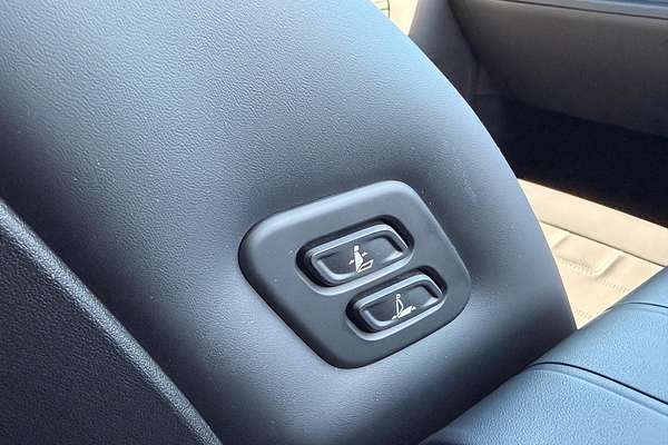 2025 Kia Tasman X-Pro TK 4X4 thumb-26