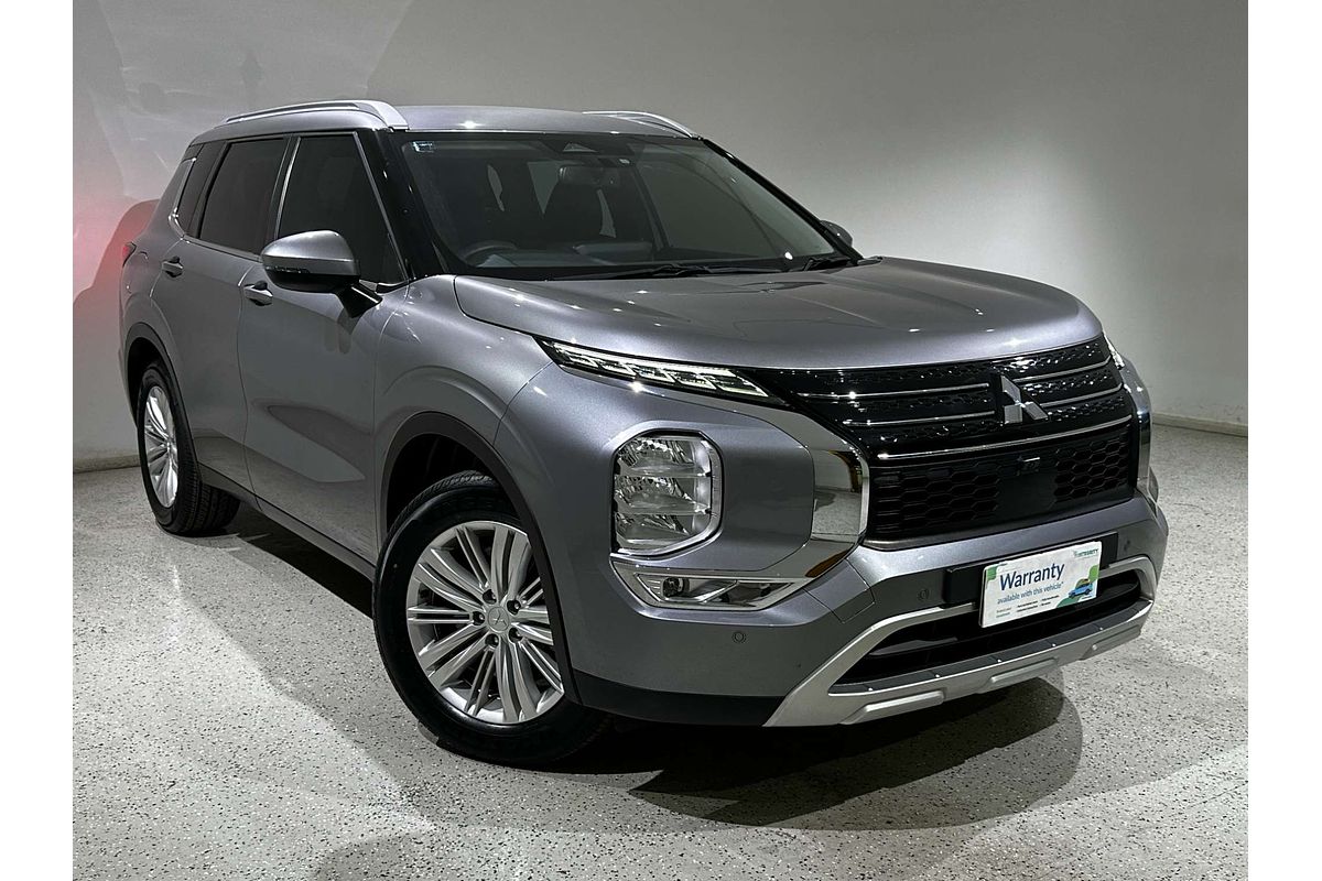 2023 Mitsubishi Outlander LS ZM