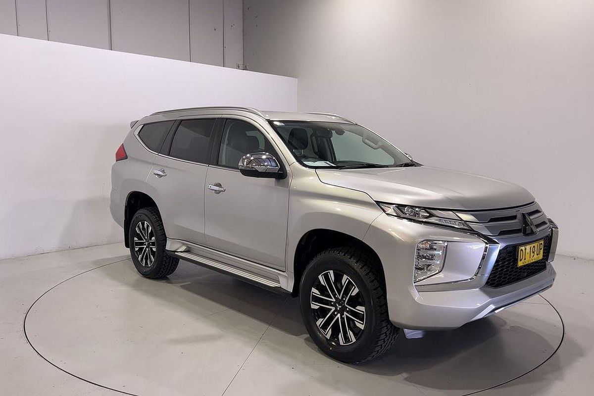 2023 Mitsubishi Pajero Sport GLS QF