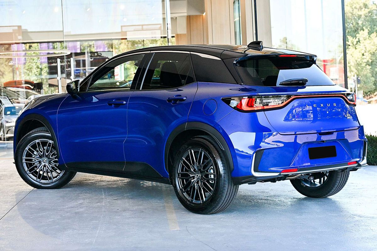 2025 Lexus LBX Sports Luxury MAYH15R