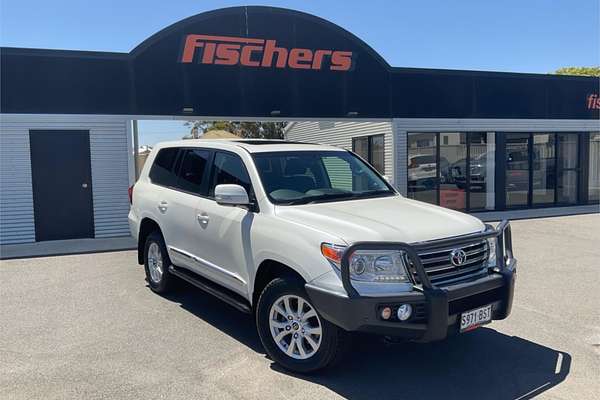 2015 Toyota Landcruiser Sahara VDJ200R