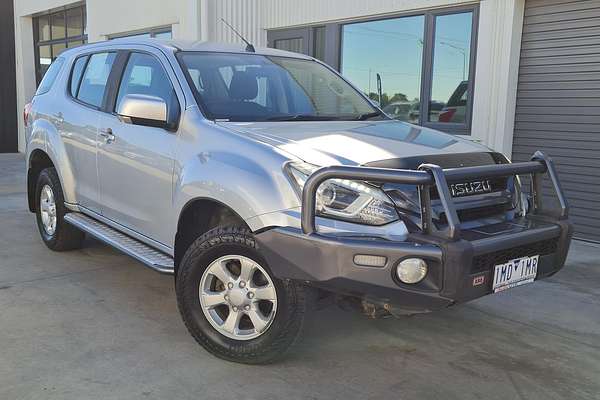 2017 Isuzu MU-X LS-M