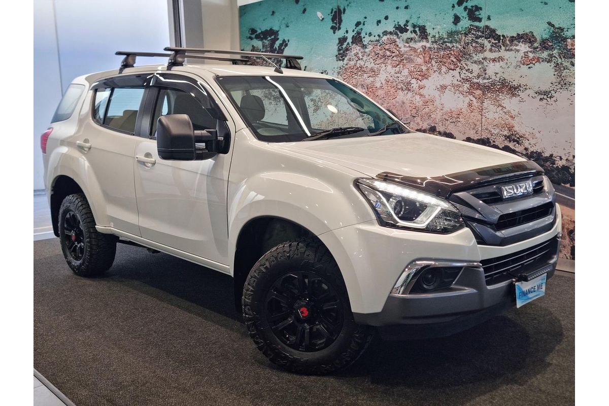 2021 Isuzu MU-X LS-M