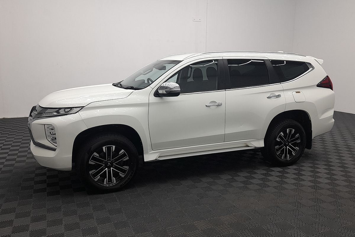 2022 Mitsubishi Pajero Sport GLS QF