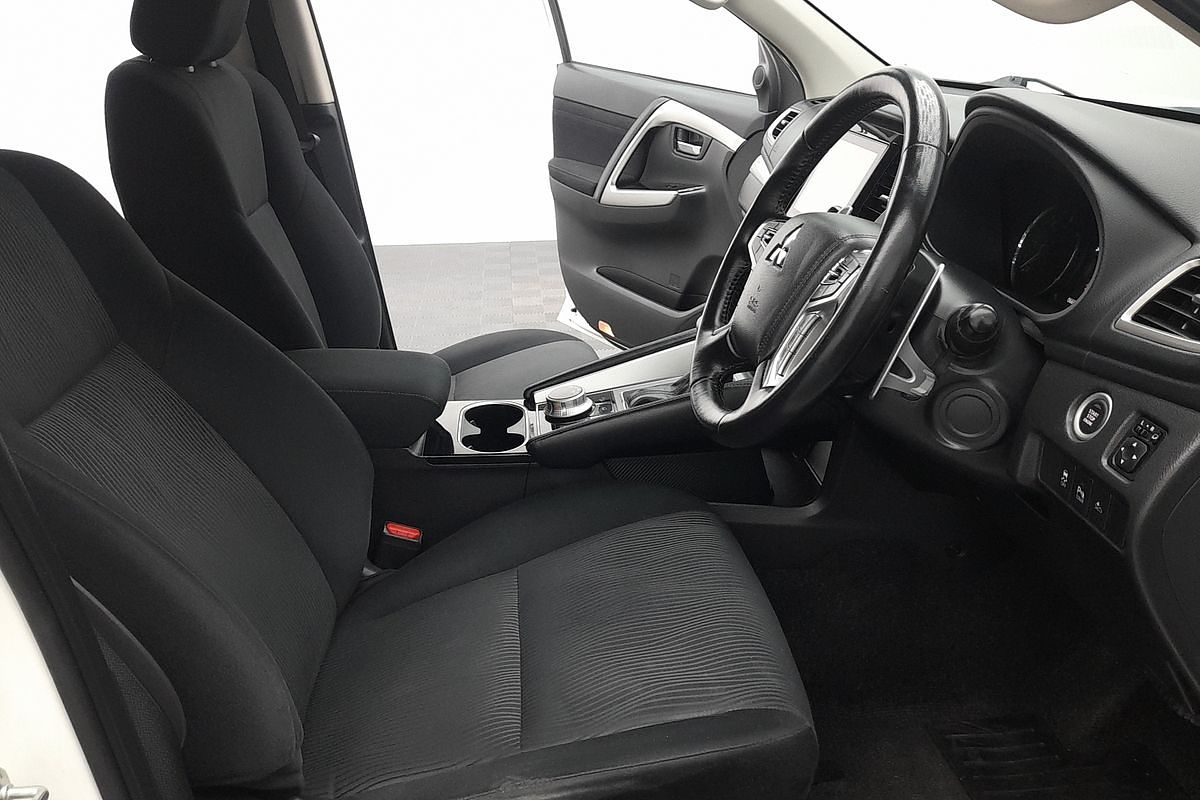 2022 Mitsubishi Pajero Sport GLS QF