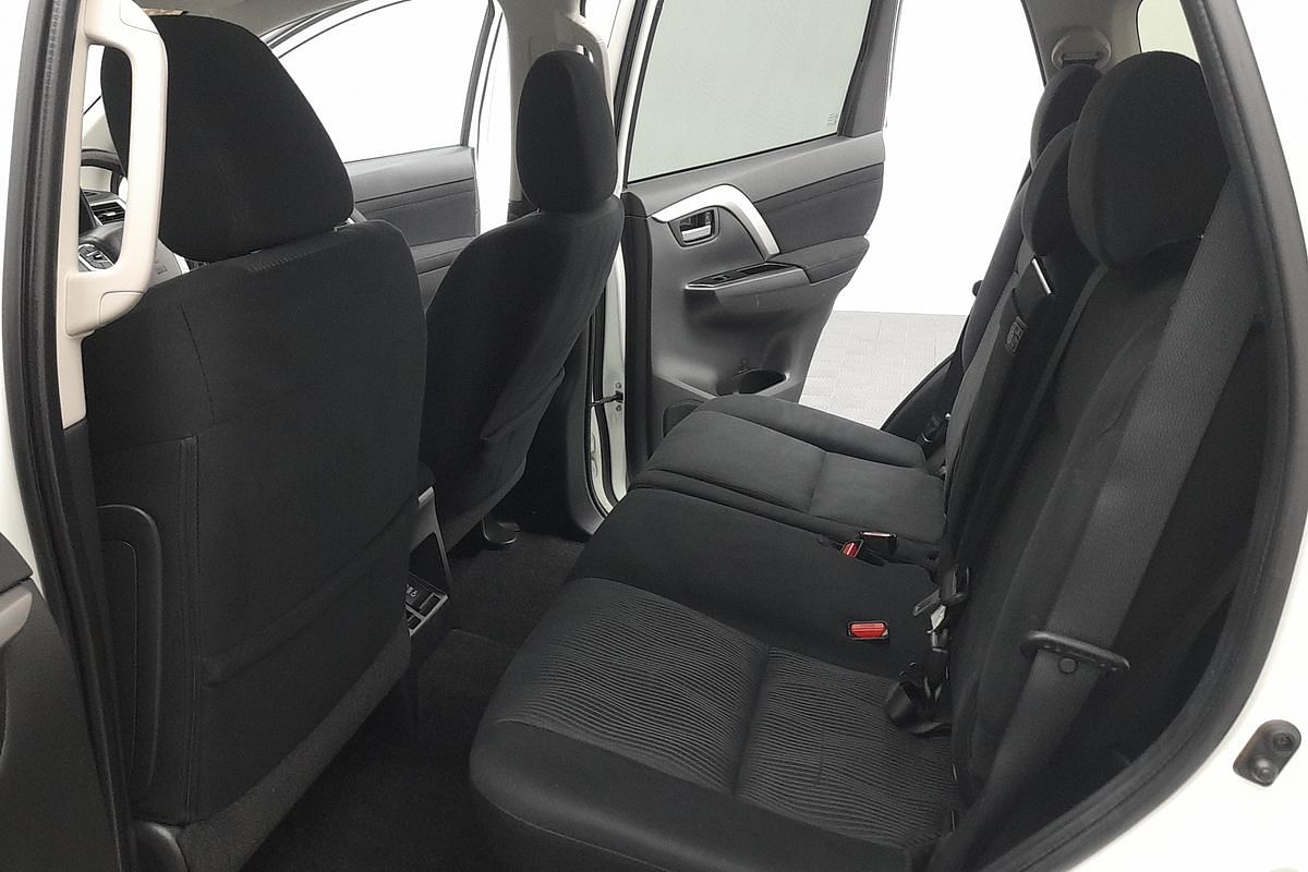 2022 Mitsubishi Pajero Sport GLS QF