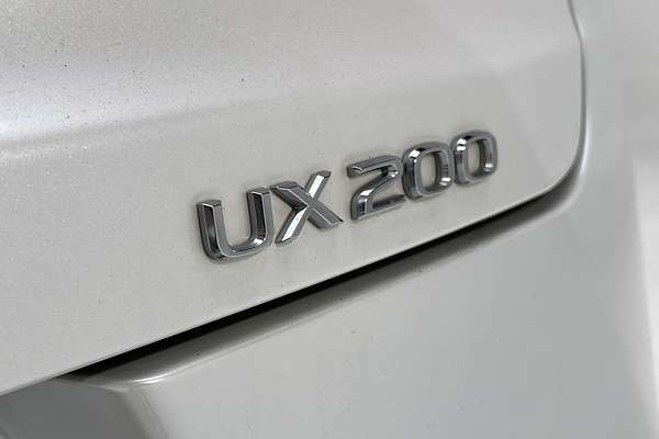 2019 Lexus UX UX200 Luxury MZAA10R thumb-21