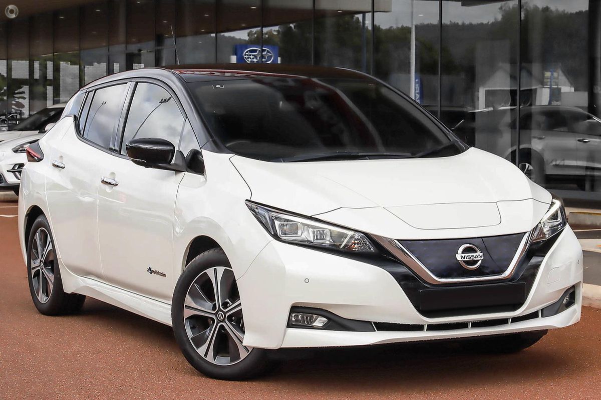 2020 Nissan LEAF ZE1
