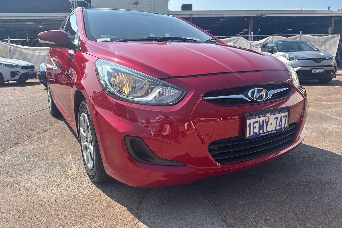 2014 Hyundai Accent Active RB2