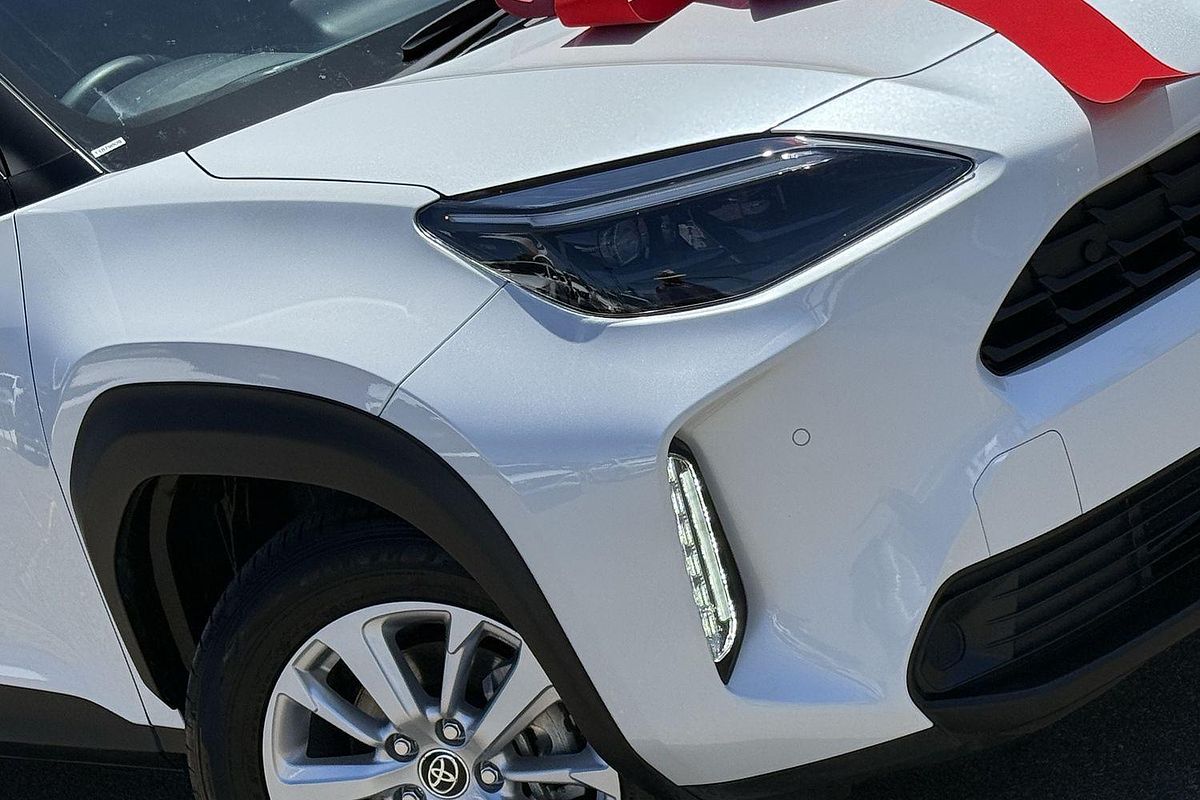 2024 Toyota Yaris Cross GXL MXPJ10R