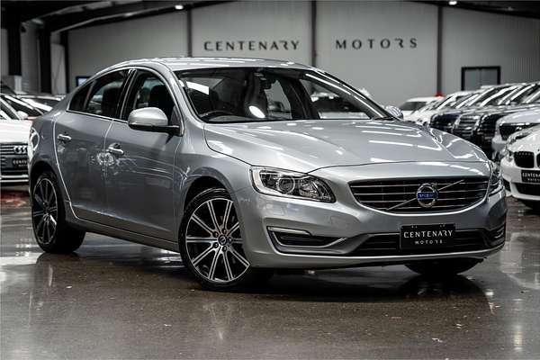 2013 Volvo S60 T4 Luxury