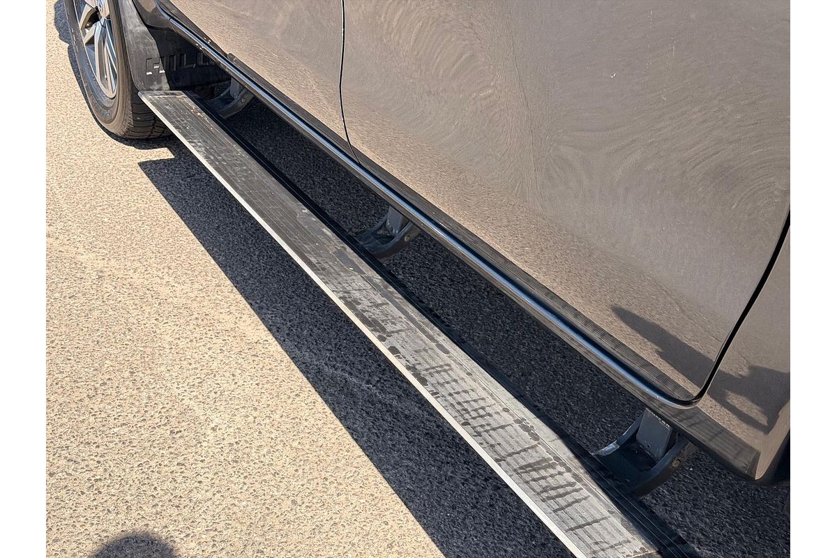 2018 Toyota Hilux SR5 GUN126R 4X4