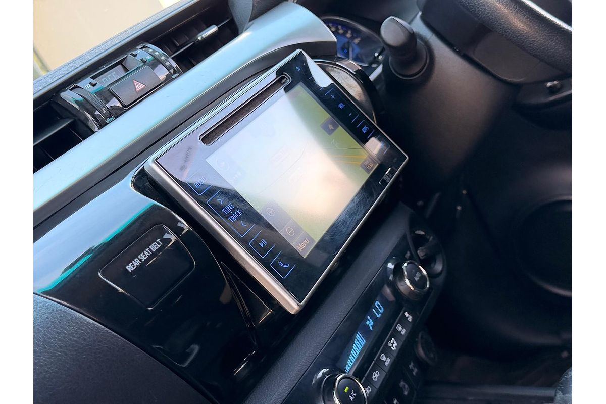 2018 Toyota Hilux SR5 GUN126R 4X4