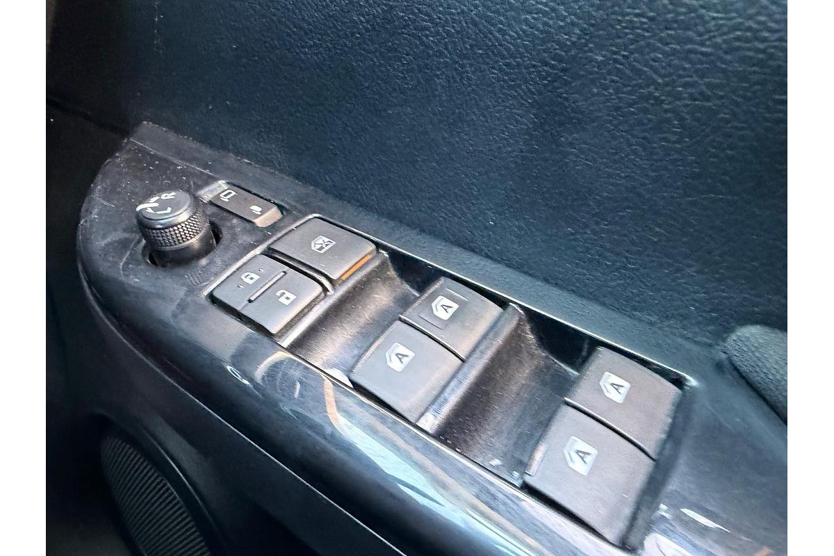 2018 Toyota Hilux SR5 GUN126R 4X4