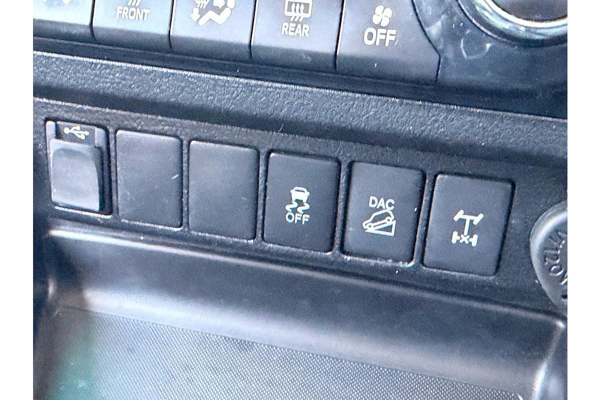 2018 Toyota Hilux SR5 GUN126R 4X4