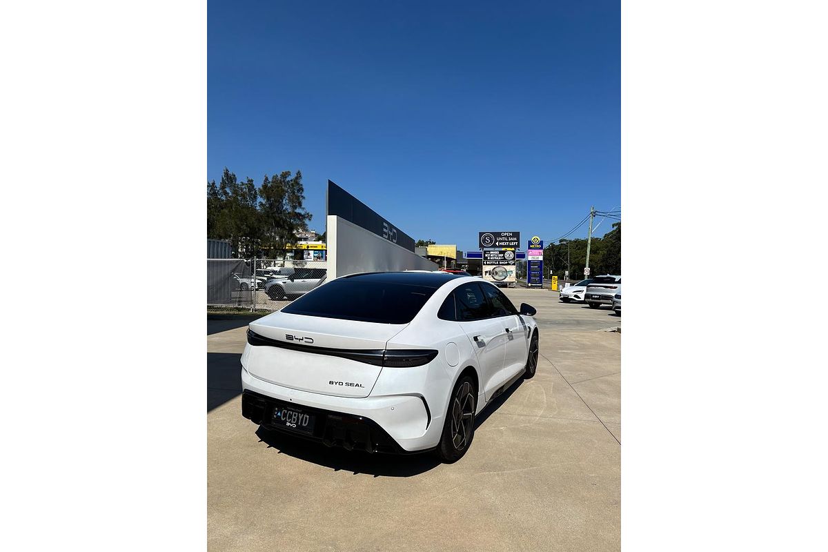 2024 BYD Seal Premium