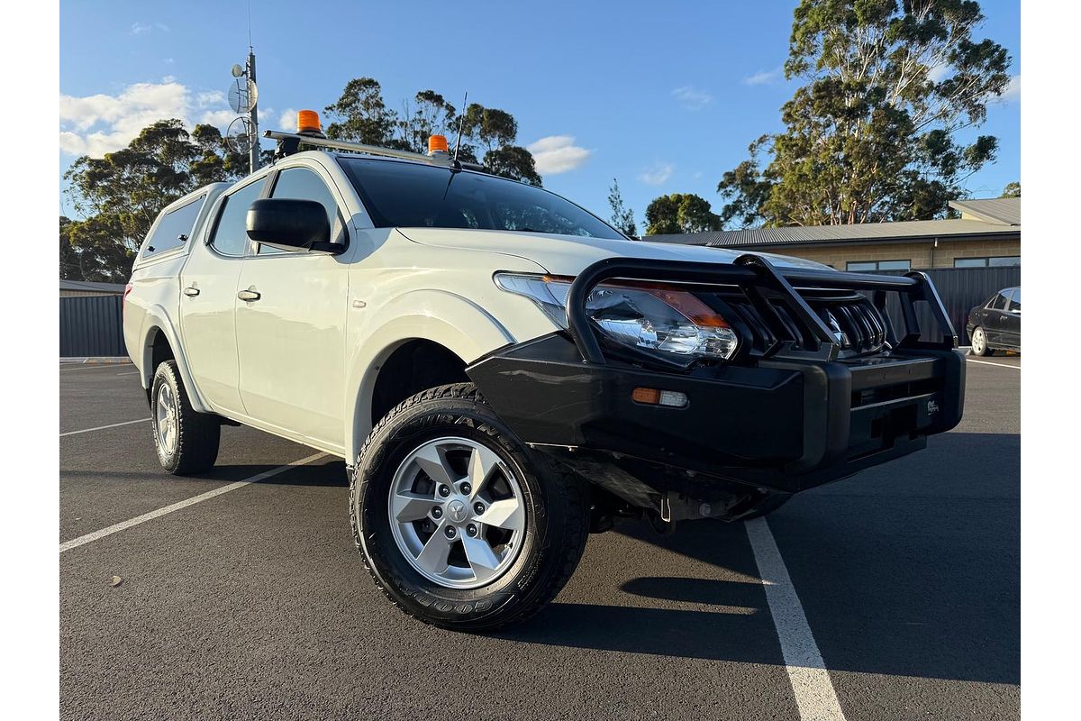 2017 Mitsubishi Triton GLX+ MQ 4X4