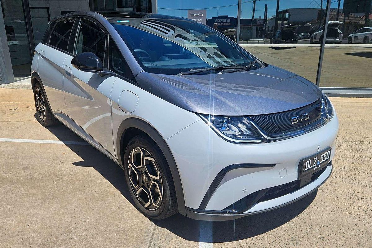 2025 BYD Dolphin Premium