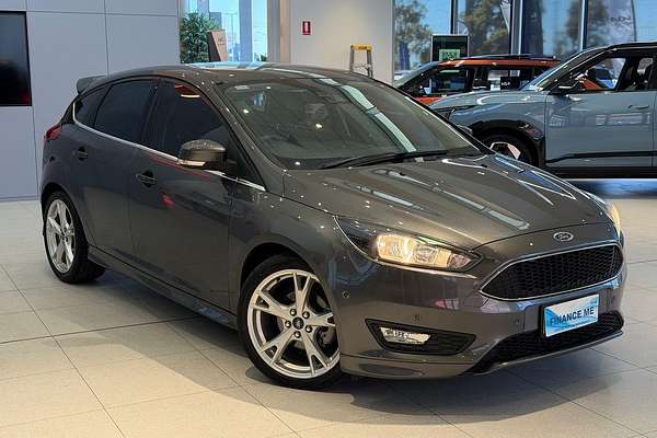 2017 Ford Focus Titanium LZ