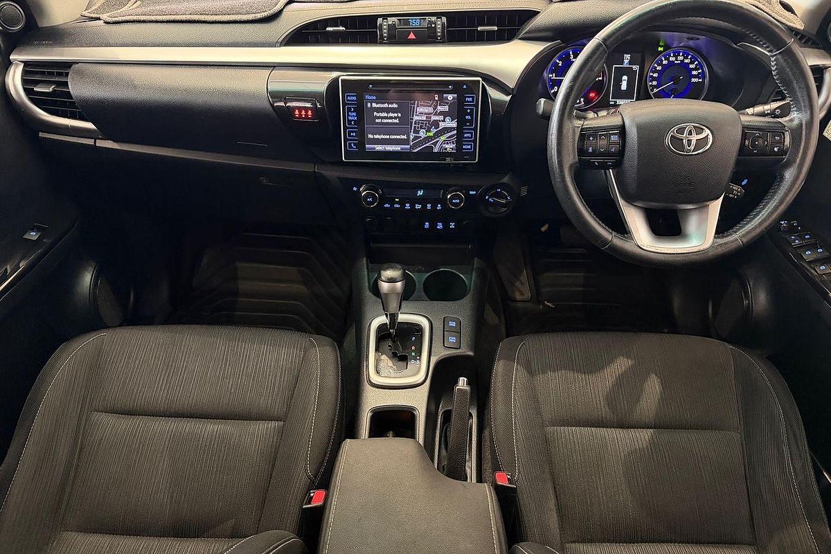 2015 Toyota Hilux SR5 GUN126R 4X4