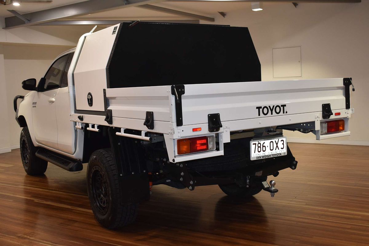 2024 Toyota Hilux SR GUN126R 4X4