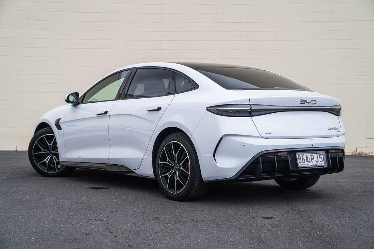 2025 BYD Seal Performance