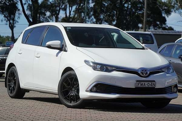 2018 Toyota Corolla Ascent Sport ZRE182R