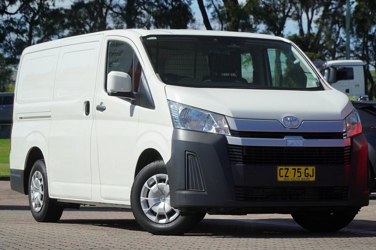 2020 Toyota Hiace GDH300R LWB