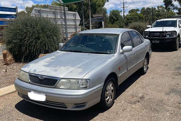 2000 Toyota Avalon VXi MCX10R