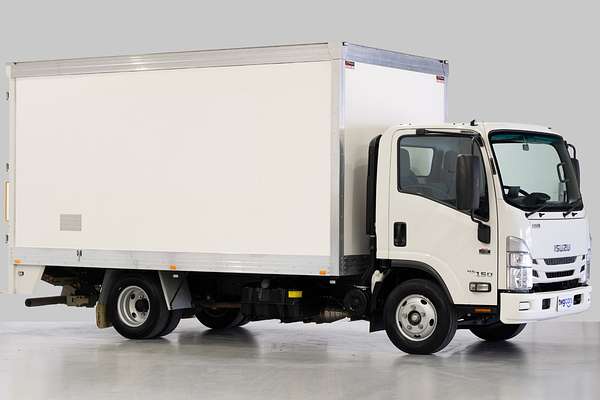 2022 Isuzu N Series NNR 45-150 Vanpack MWB