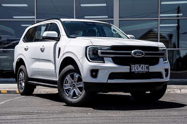 2025 Ford Everest Ambiente 2.0L