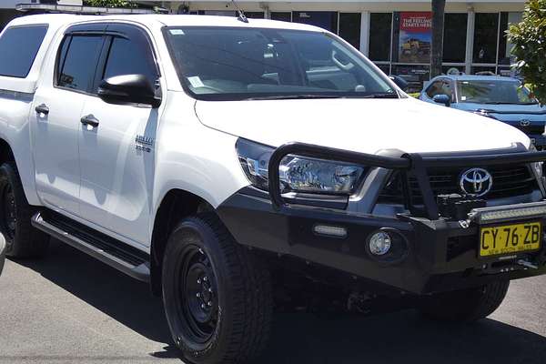 2020 Toyota Hilux SR GUN126R 4X4