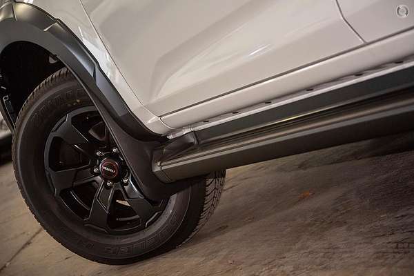 2025 Isuzu D-MAX X-TERRAIN 4X4 thumb-8