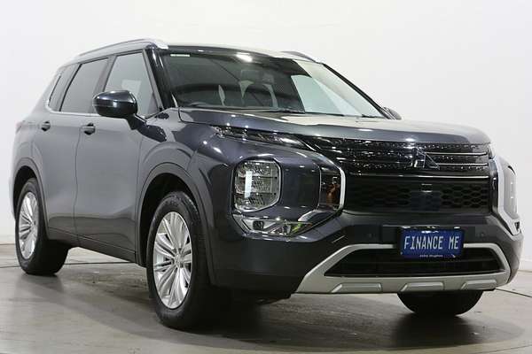 2024 Mitsubishi Outlander LS ZM