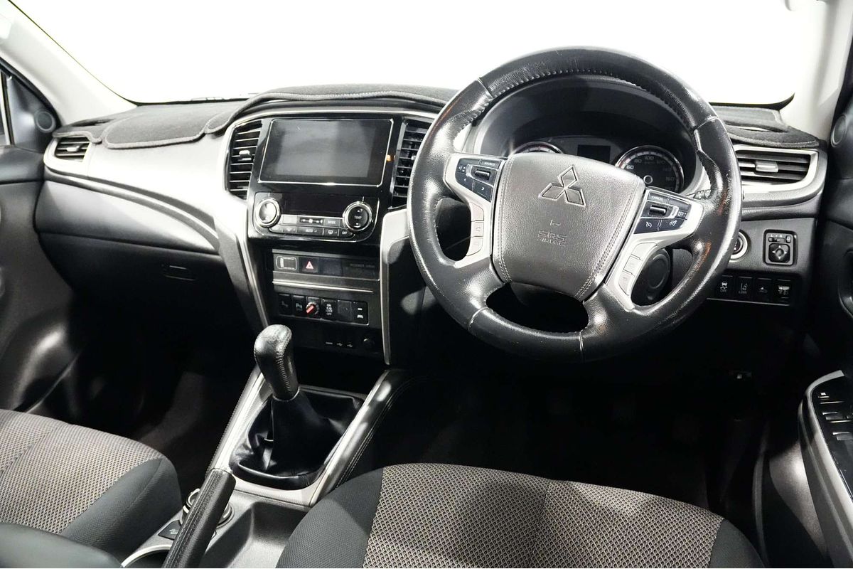 2021 Mitsubishi Triton GLS MR 4X4