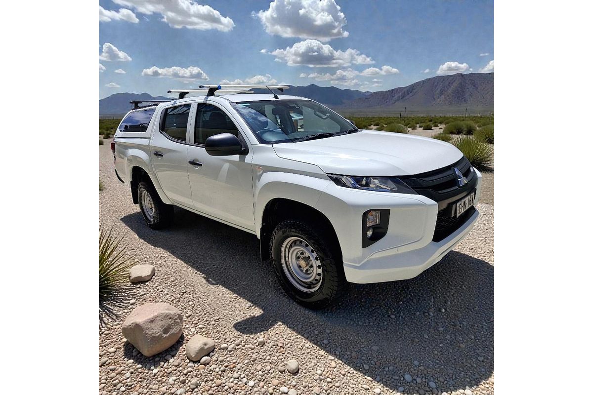 2019 Mitsubishi Triton GLX MR 4X4