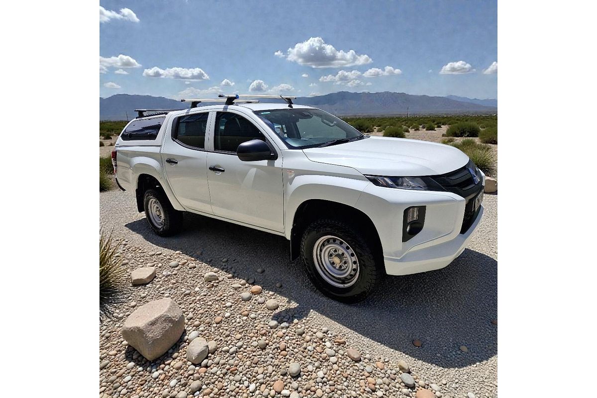 2019 Mitsubishi Triton GLX MR 4X4