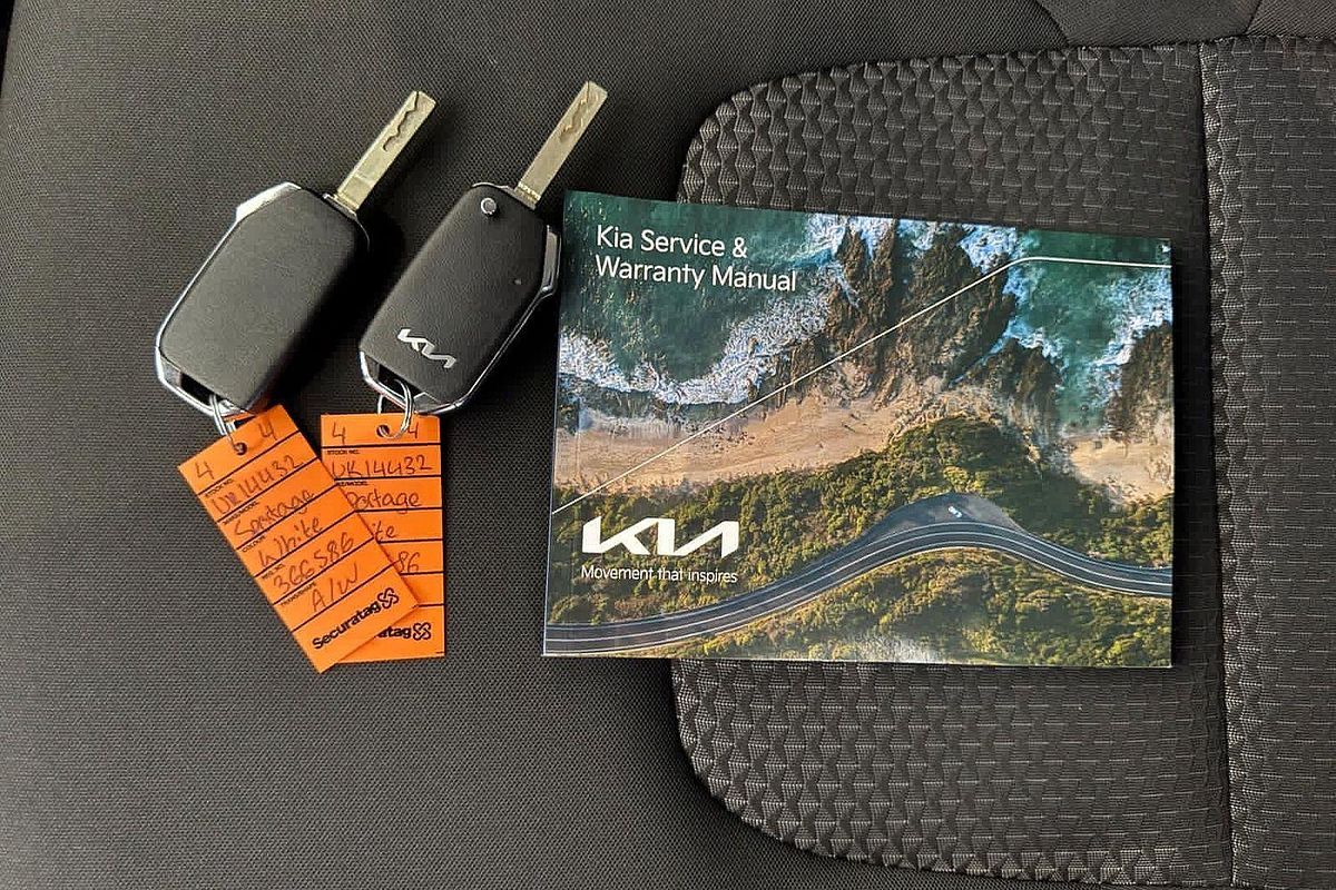 2024 Kia Sportage S NQ5