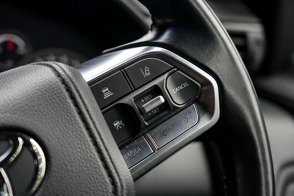 2023 Toyota Landcruiser GXL FJA300R thumb-25