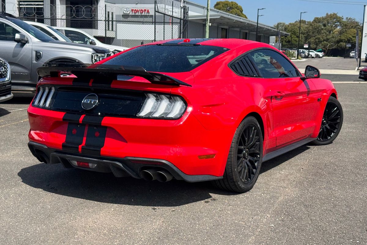 2018 Ford Mustang FASTBACK GT 5.0 V8 FM MY17