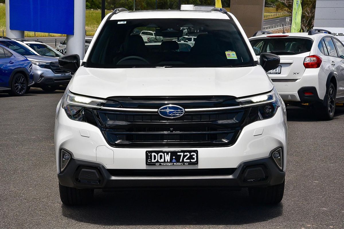 2025 Subaru Forester Hybrid Touring S6