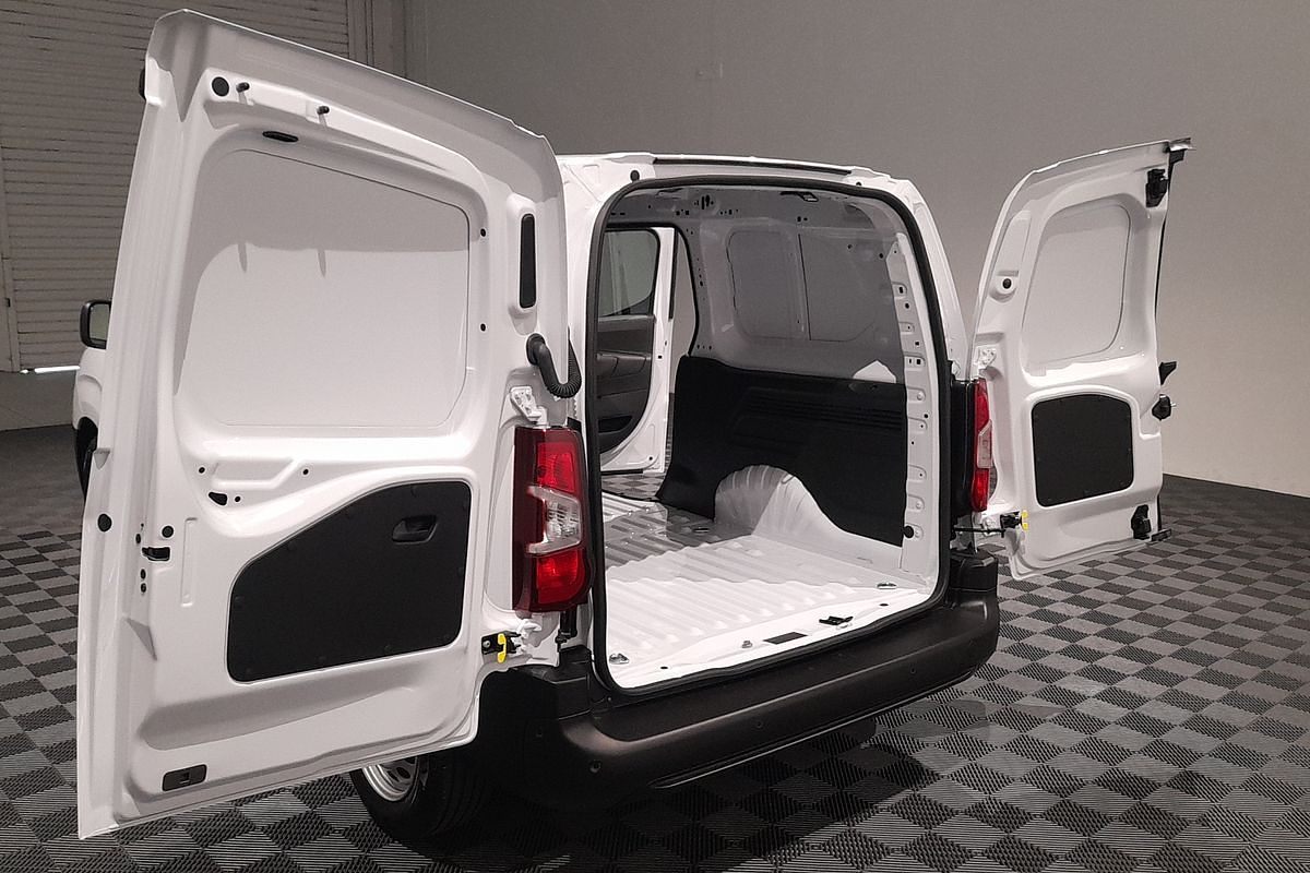 2025 Peugeot Partner Pro K9 LWB Low Roof