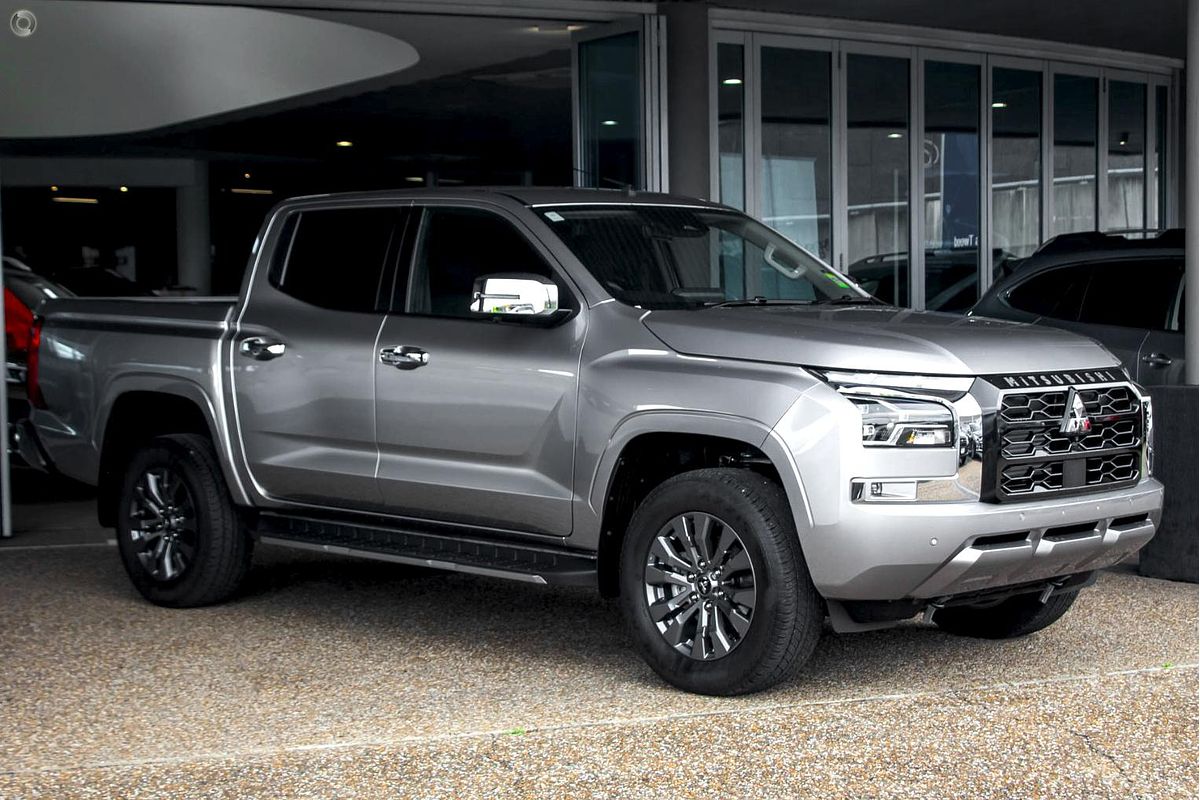 2025 Mitsubishi Triton GLS MV 4X4