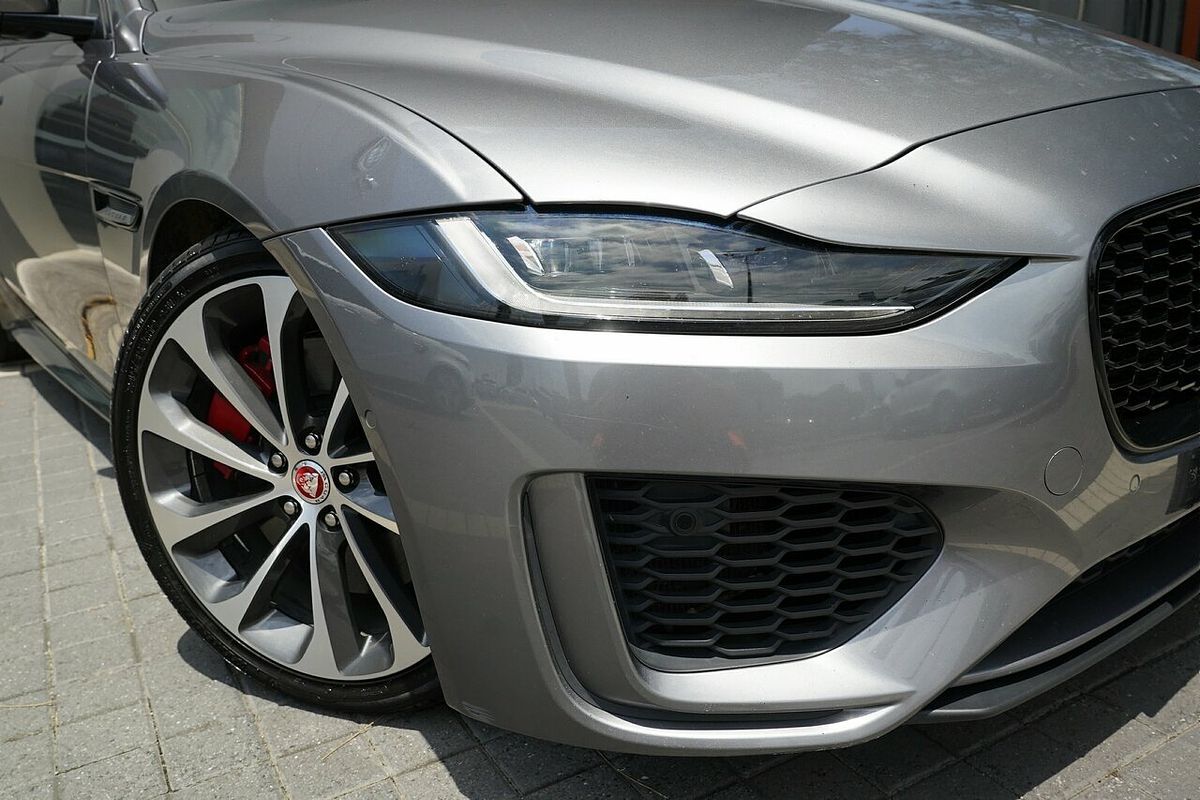 2019 Jaguar XE P300 R-Dynamic HSE X760