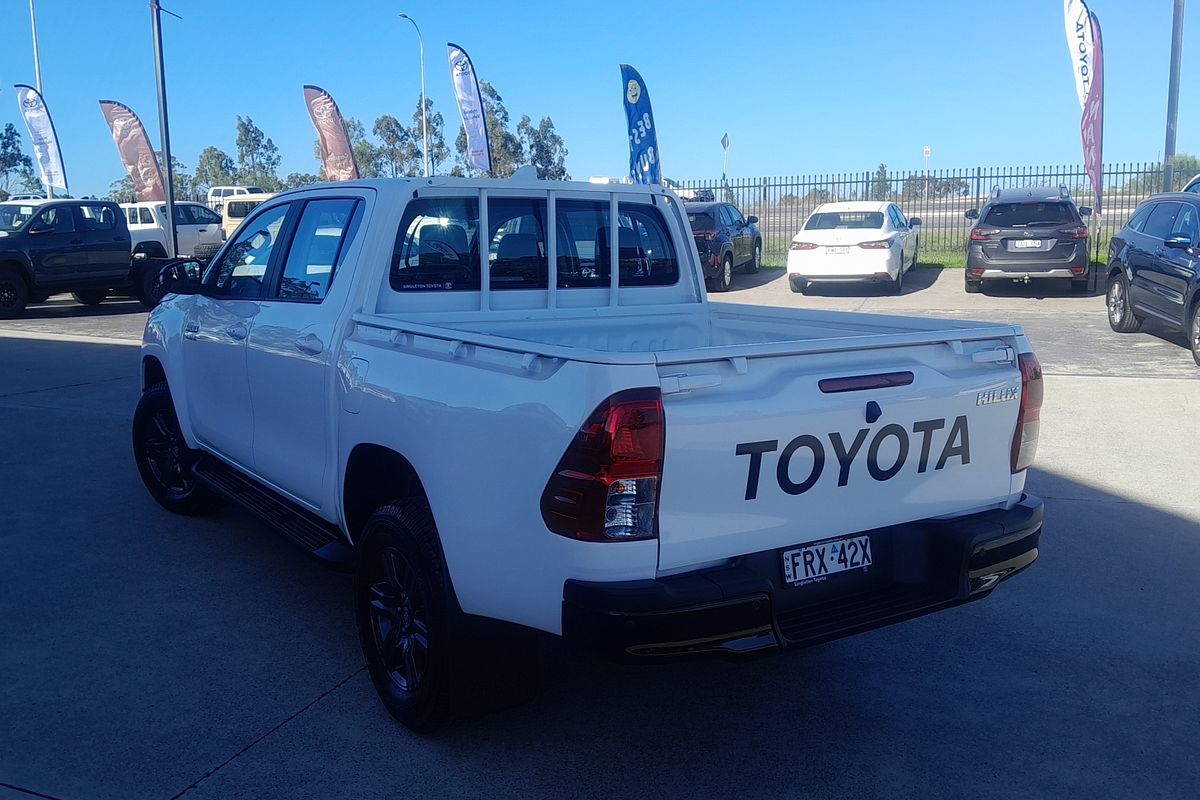 2024 Toyota Hilux SR GUN126R
