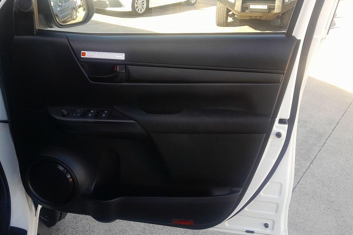 2024 Toyota Hilux SR GUN126R