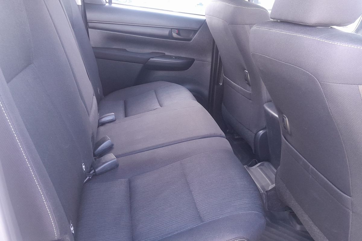 2024 Toyota Hilux SR GUN126R