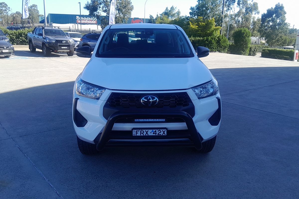2024 Toyota Hilux SR GUN126R