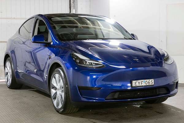 2023 Tesla Model Y Rear-Wheel Drive