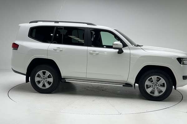 2023 Toyota Landcruiser GXL FJA300R thumb-8